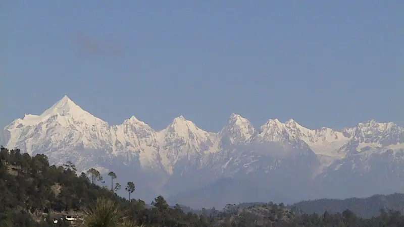 Panchachuli peaks above Munsyari